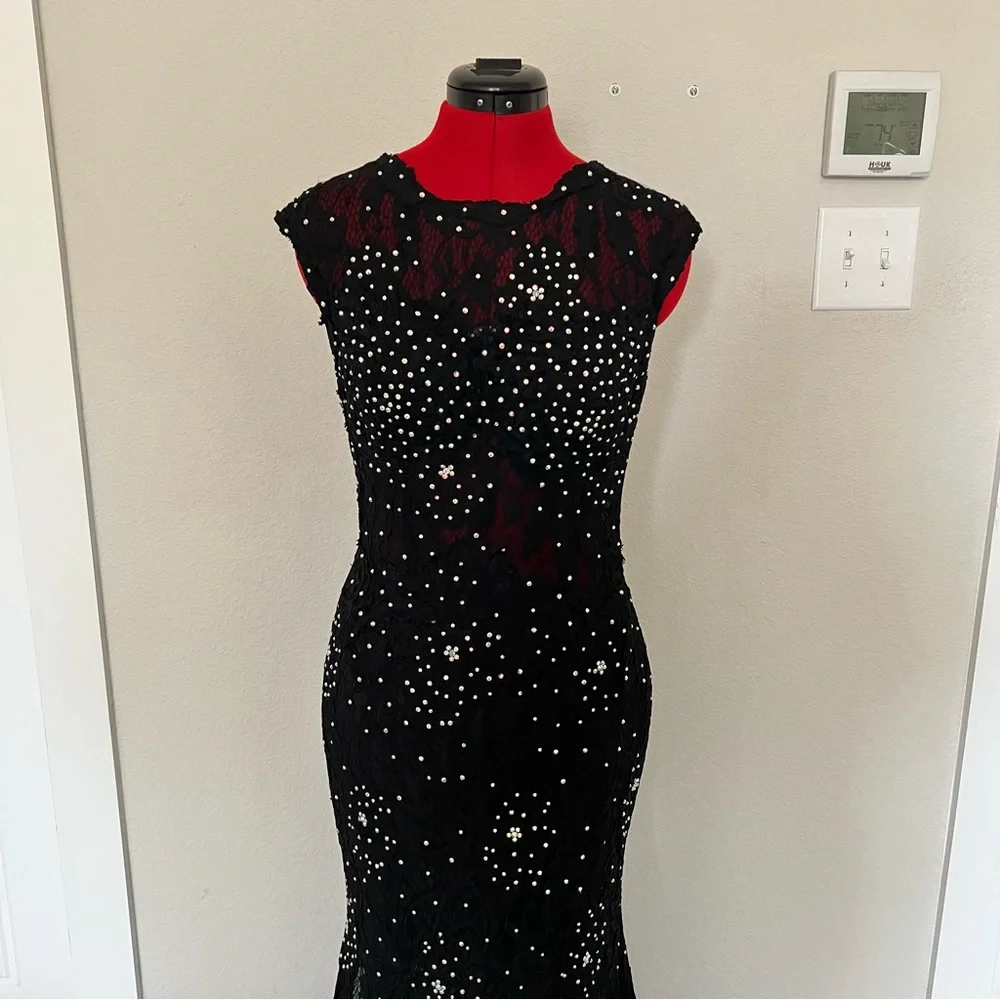 Camille La Vie Black Mermaid Jeweled/Sequin Floral Lace Formal Gown US 8 😍 - Picture 11 of 16